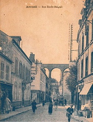 Rue E.Raspail 6